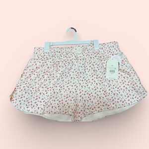 Blogilates Marshmallow Dolphin Shorts - Floral - Damaged